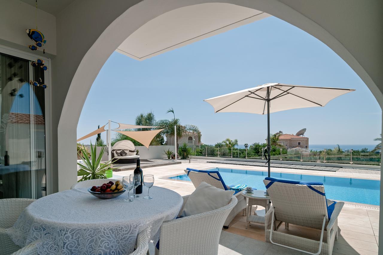 Villa Verdi: Luxury Villa With Private Pool Peyia Exterior photo