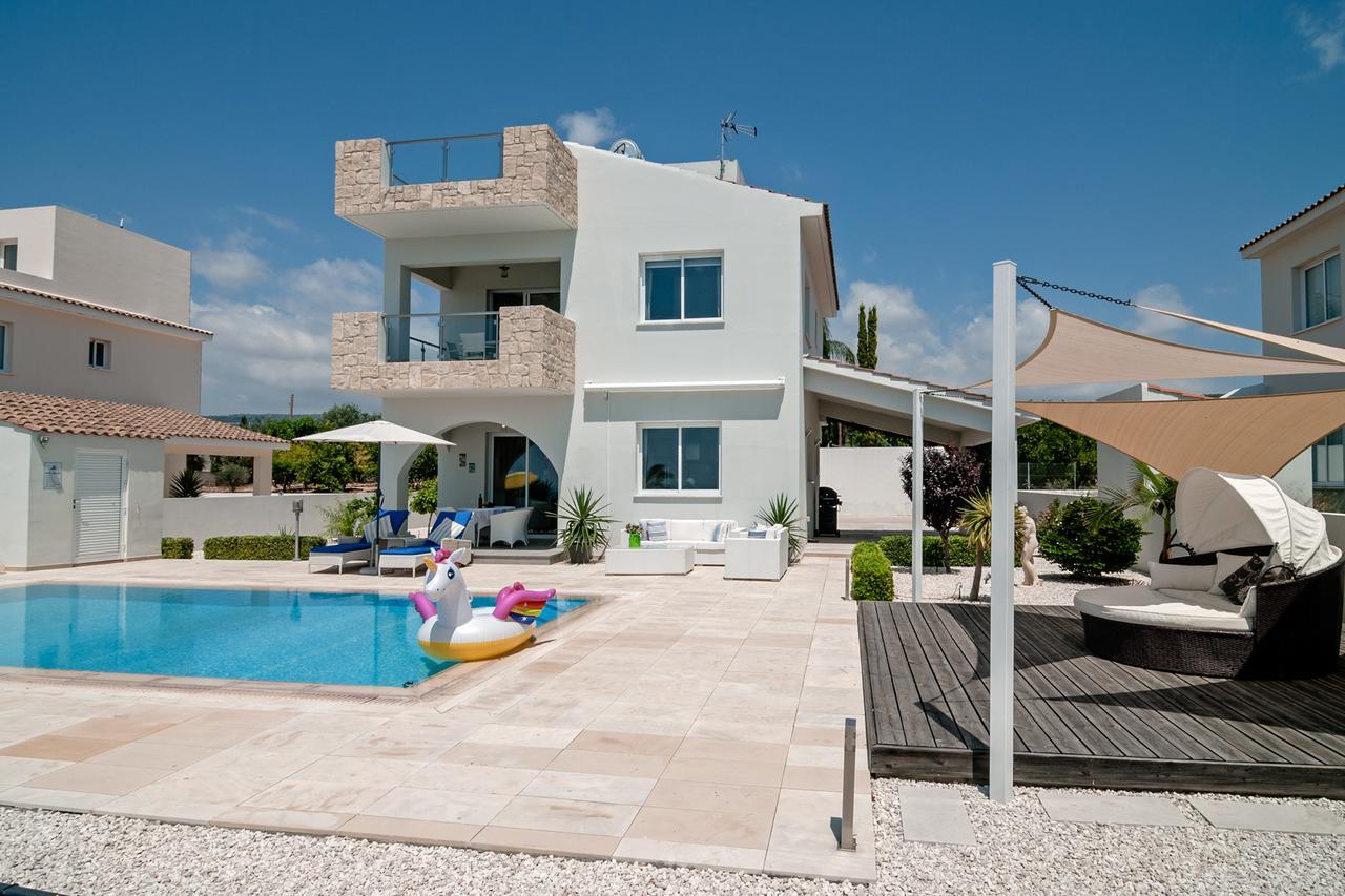 Villa Verdi: Luxury Villa With Private Pool Peyia Exterior photo
