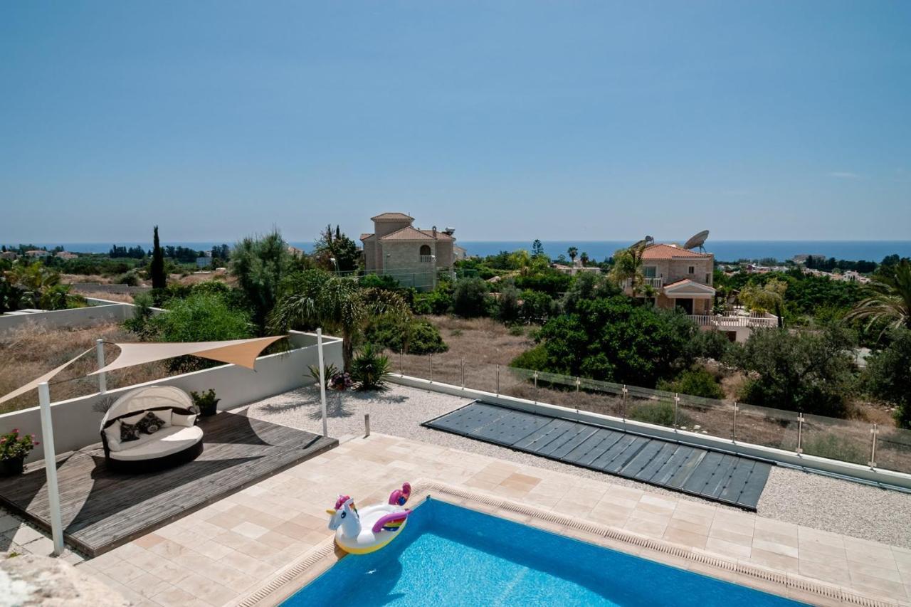Villa Verdi: Luxury Villa With Private Pool Peyia Exterior photo